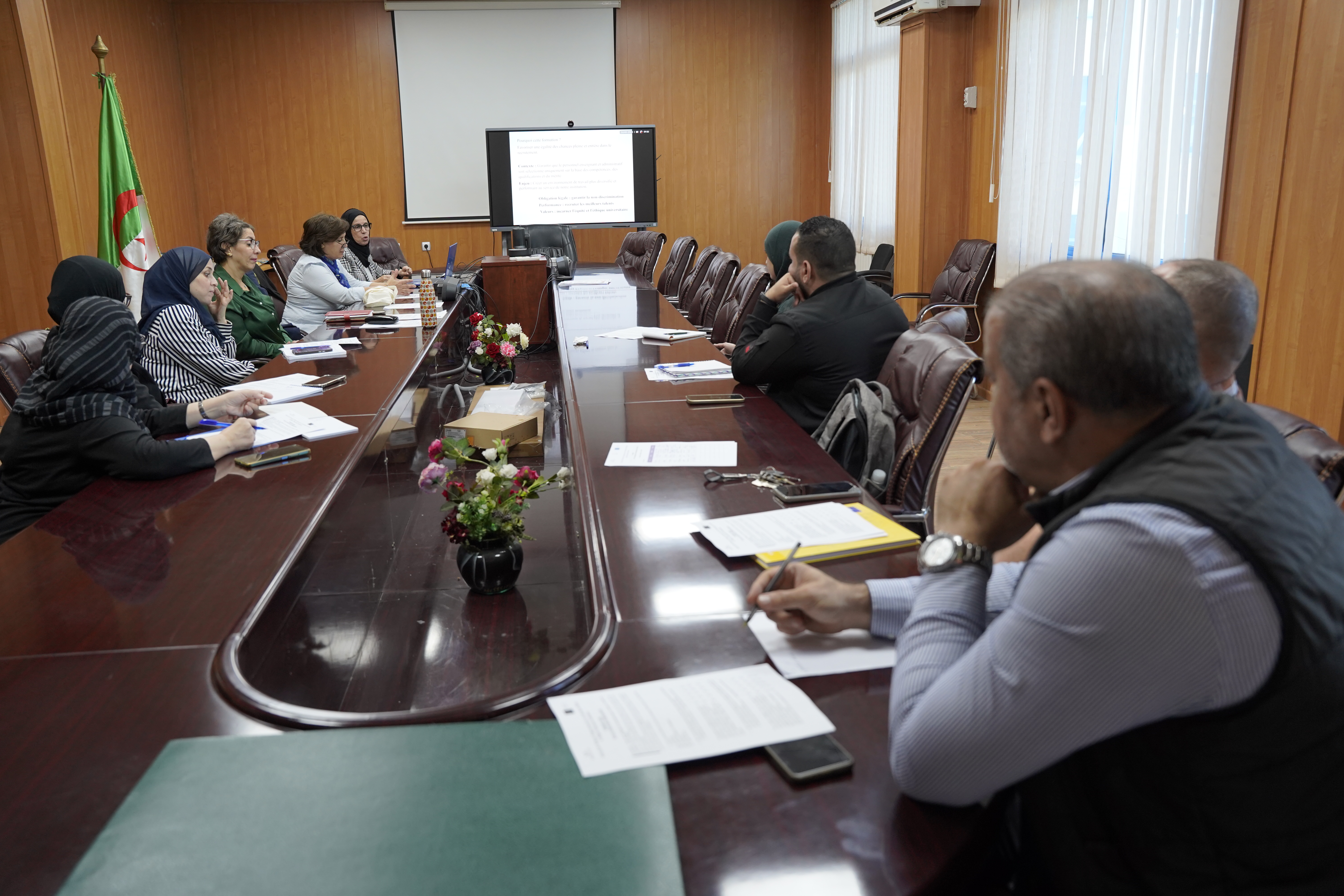 Interactive discussion with participants