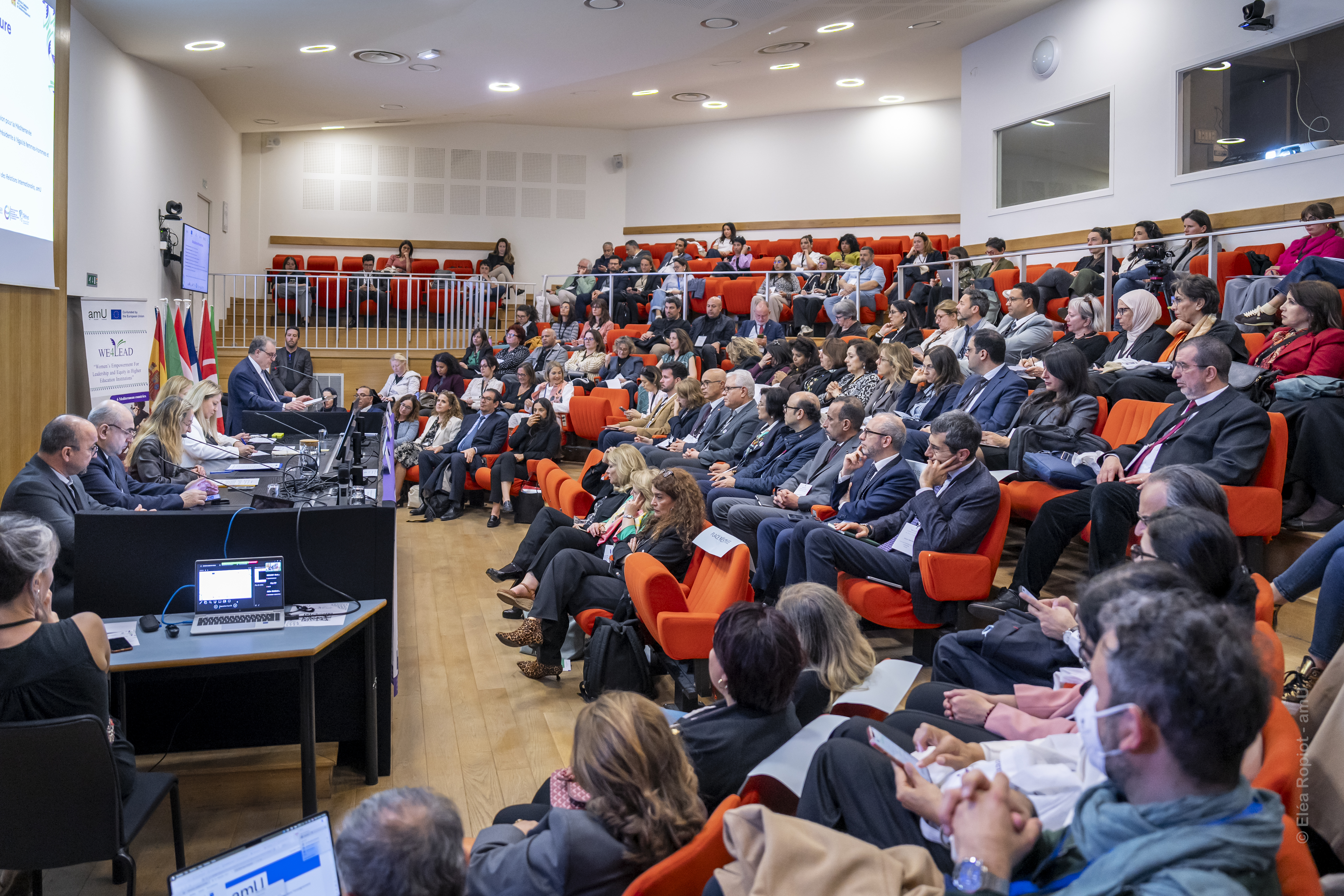 Table ronde de la conférence de clôture WE4LEAD